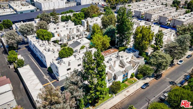 18411 Hatteras Street 218, Los Angeles, CA 91356