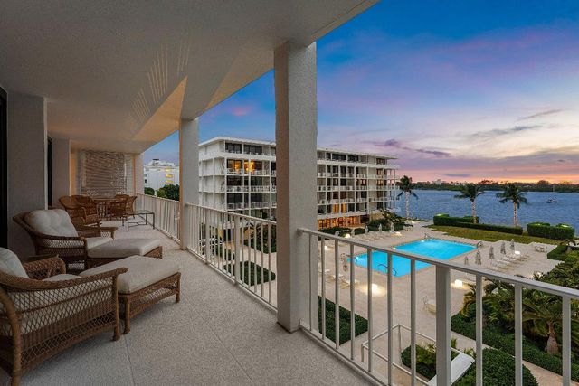 2784 S Ocean Boulevard 303e, Palm Beach, FL 33480