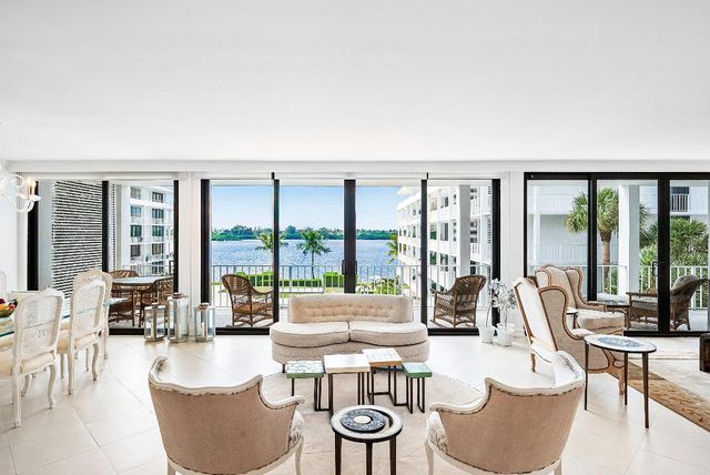 2784 S Ocean Boulevard 303e, Palm Beach, FL 33480