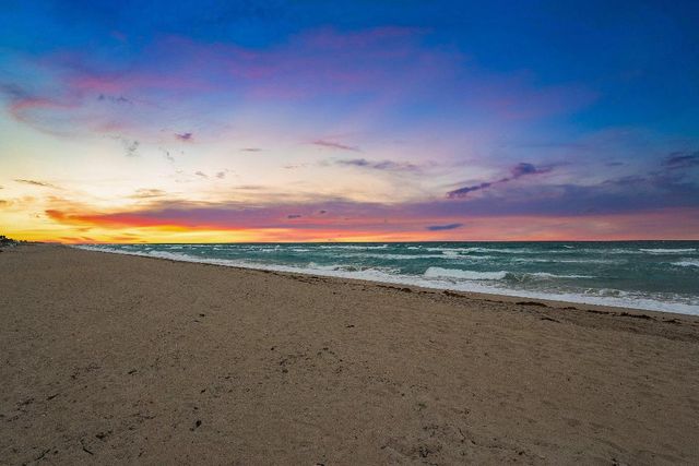 2784 S Ocean Boulevard 303e, Palm Beach, FL 33480