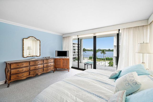 2784 S Ocean Boulevard 303e, Palm Beach, FL 33480