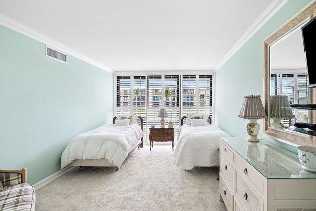 2784 S Ocean Boulevard 303e, Palm Beach, FL 33480