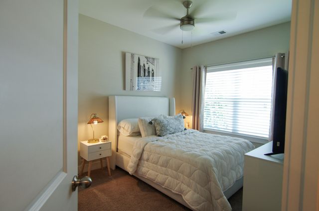 1144 Lock 4 Rd Unit H1, Gallatin, TN 37066