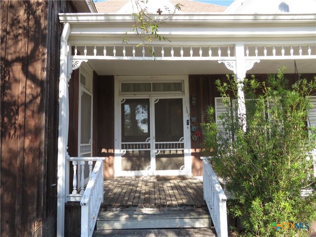 342 W Oak Street, Goliad, TX 77963