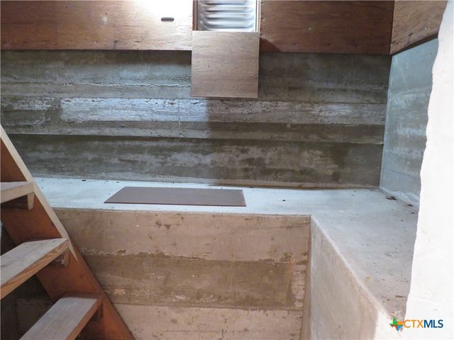 342 W Oak Street, Goliad, TX 77963