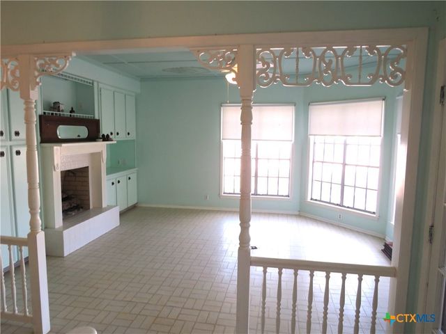 342 W Oak Street, Goliad, TX 77963