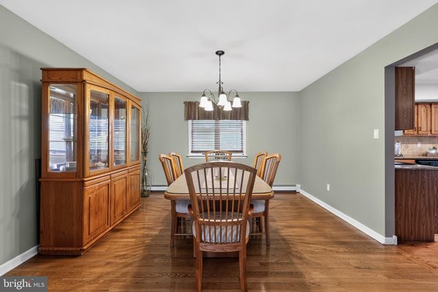 2002 BROAD ST, Perkasie, PA 18944