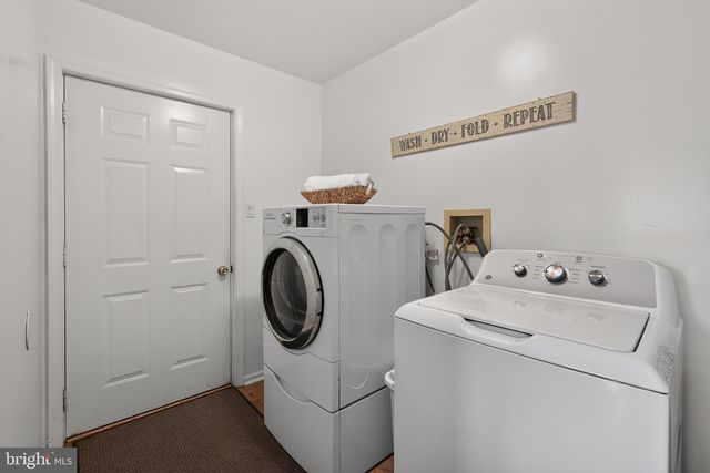 2002 BROAD ST, Perkasie, PA 18944