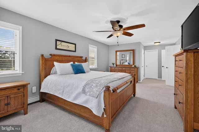 2002 BROAD ST, Perkasie, PA 18944