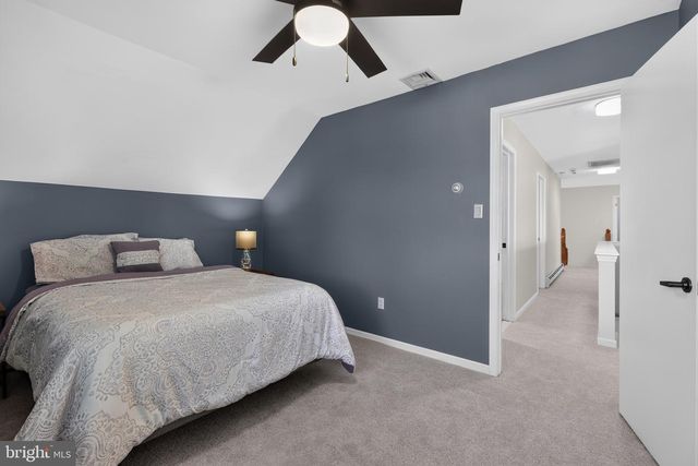 2002 BROAD ST, Perkasie, PA 18944