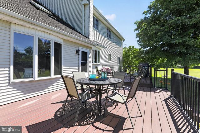 2002 BROAD ST, Perkasie, PA 18944