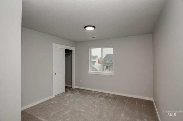 1641 Dyer St, Middleton, ID 83644