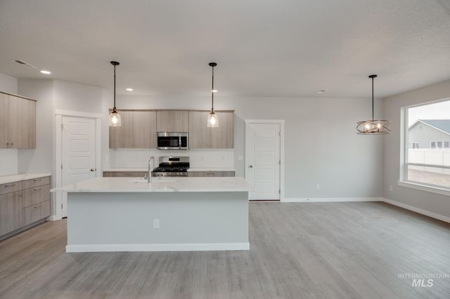 1641 Dyer St, Middleton, ID 83644