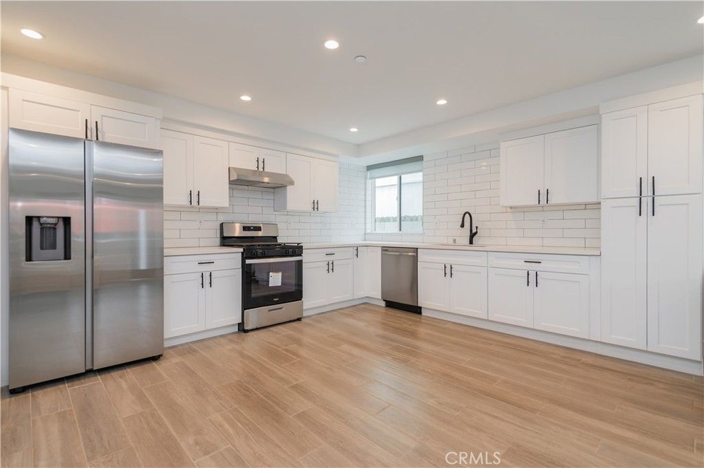 5652 La Mirada Avenue, Los Angeles, CA 90038 — photo 4
