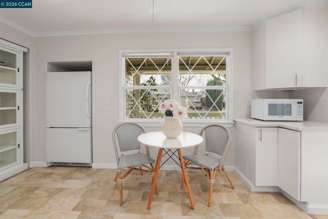 1449 Cape Cod Way, Concord, CA 94521