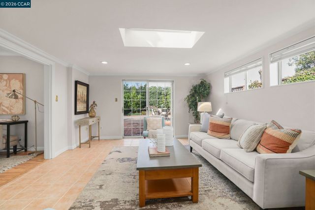 1449 Cape Cod Way, Concord, CA 94521