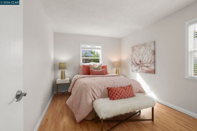 1449 Cape Cod Way, Concord, CA 94521