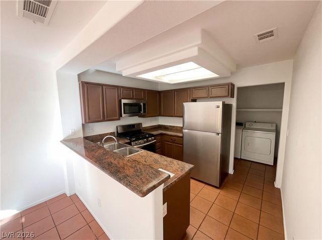 3431 White Mission Drive, Las Vegas, NV 89129