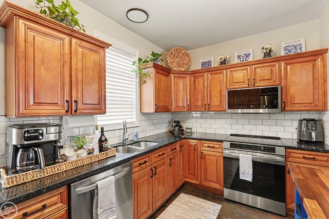 45632 Church Street, Utica, MI 48315