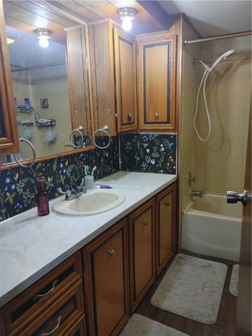 146 Niagara Way, Manchester, NY 14504