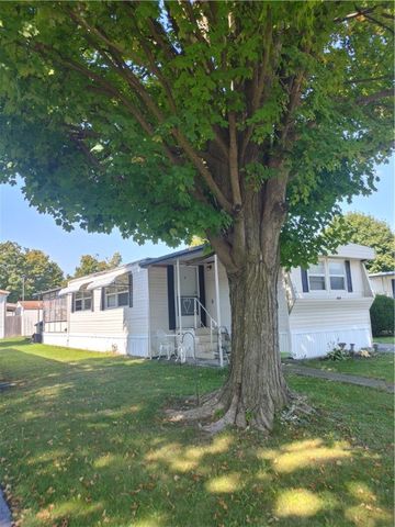 146 Niagara Way, Manchester, NY 14504