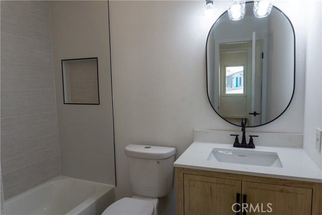 2808 S Desert Forest, Ontario, CA 91761