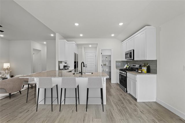 624 NW 65th Avenue, Bentonville, AR 72713