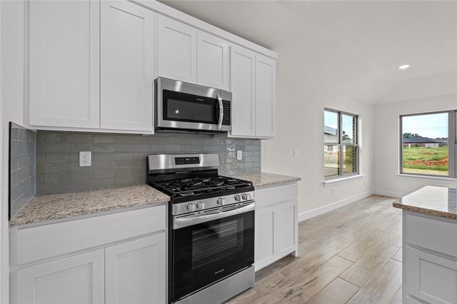 624 NW 65th Avenue, Bentonville, AR 72713