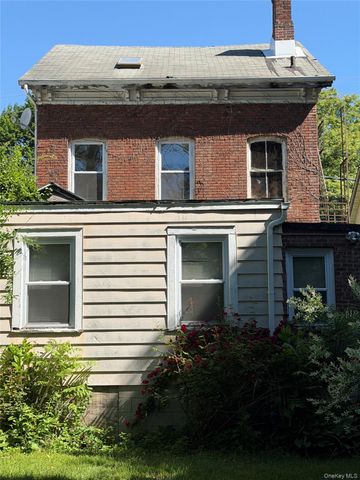 41 Gifford Avenue, Poughkeepsie, NY 12601