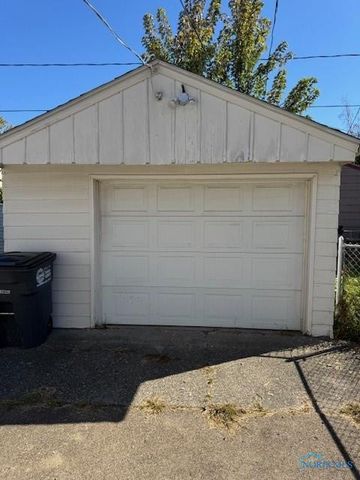 3250 Brigham Street, Toledo, OH 43608