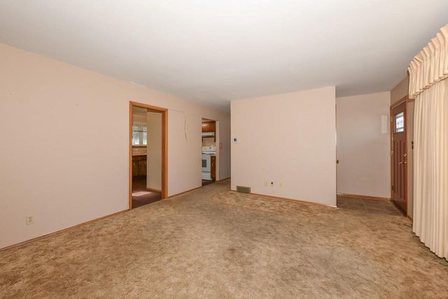 257 Mohawk Road, Janesville, WI 53545