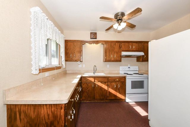 257 Mohawk Road, Janesville, WI 53545