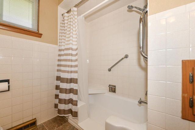 257 Mohawk Road, Janesville, WI 53545