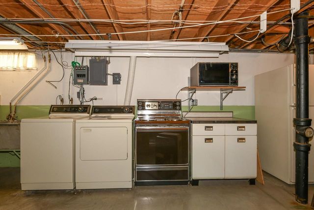 257 Mohawk Road, Janesville, WI 53545