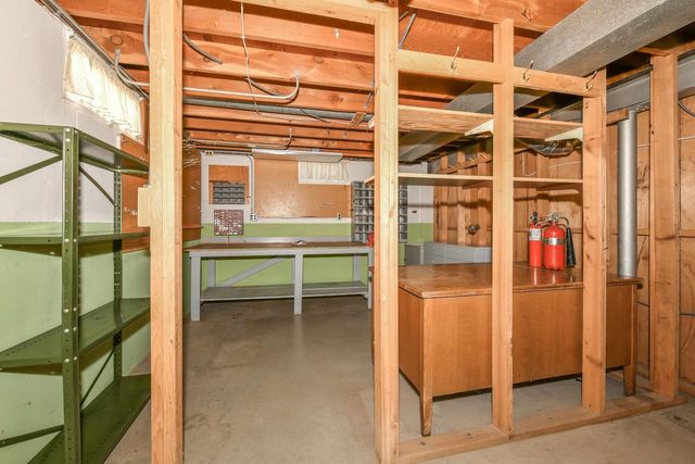 257 Mohawk Road, Janesville, WI 53545