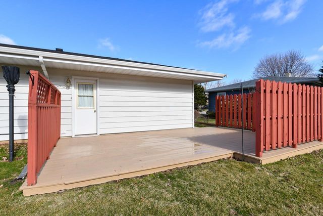 257 Mohawk Road, Janesville, WI 53545