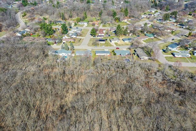 257 Mohawk Road, Janesville, WI 53545