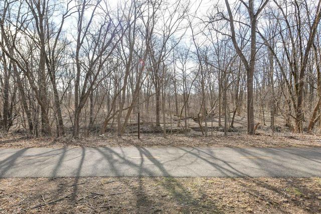 257 Mohawk Road, Janesville, WI 53545