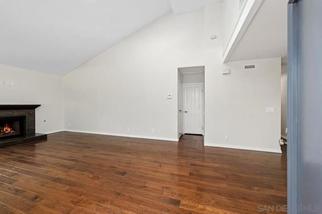 8028 Caminito Mallorca, La Jolla, CA 92037