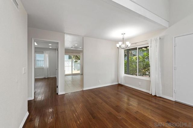 8028 Caminito Mallorca, La Jolla, CA 92037