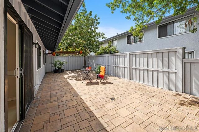 8028 Caminito Mallorca, La Jolla, CA 92037