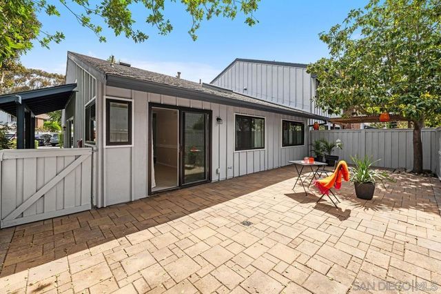 8028 Caminito Mallorca, La Jolla, CA 92037