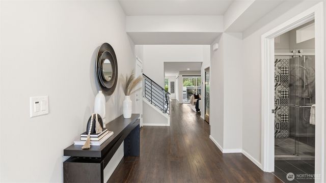 23623 SE 248th Place, Maple Valley, WA 98038