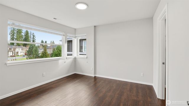 23623 SE 248th Place, Maple Valley, WA 98038