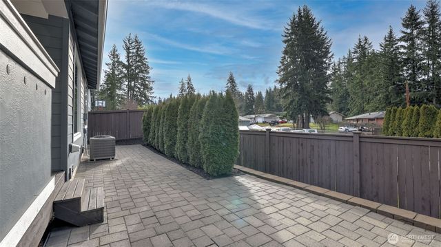 23623 SE 248th Place, Maple Valley, WA 98038