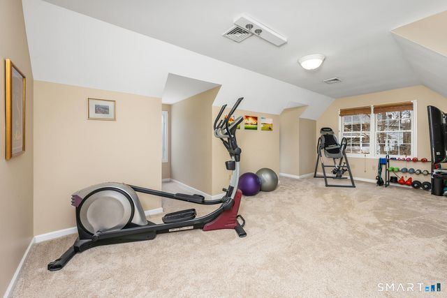 2 Apple Drive, Oxford, CT 06478