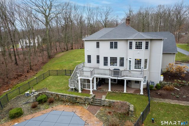 2 Apple Drive, Oxford, CT 06478