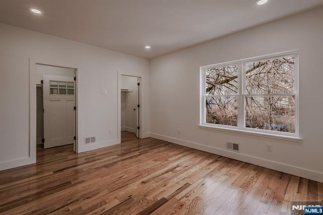 29 Kent Street, Newark, NJ 07108