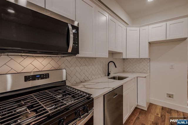 29 Kent Street, Newark, NJ 07108