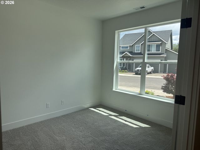 1200 Rachel Ln, Molalla, OR 97038